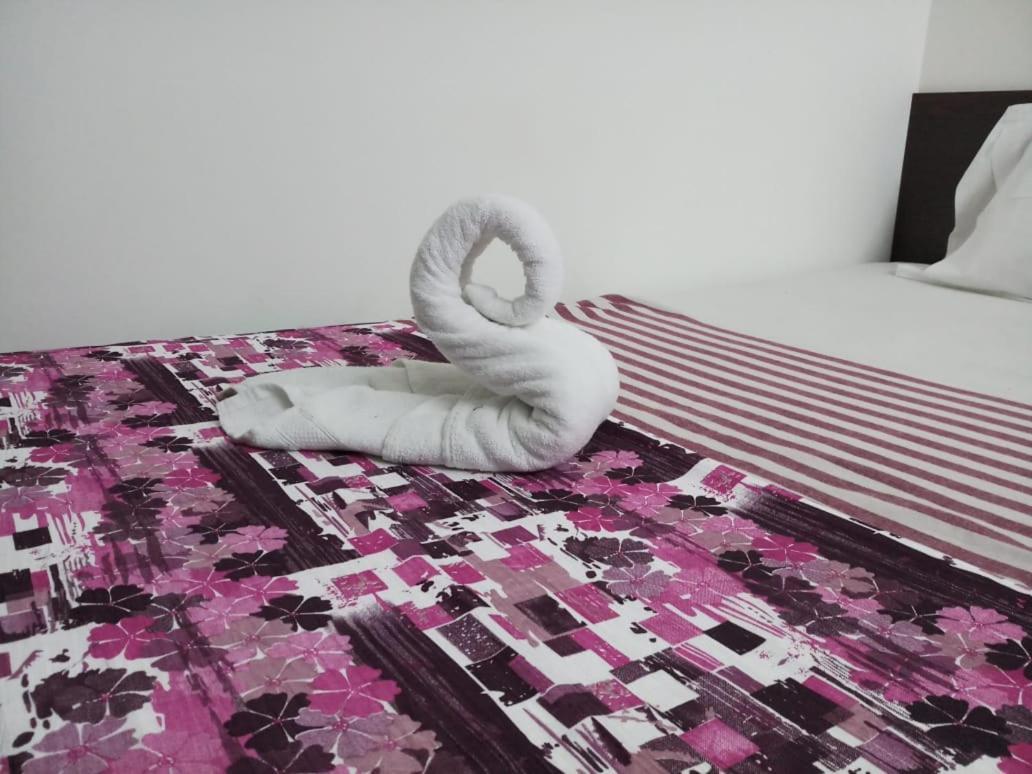 Отель Sri Kousthubham Residency Тирупати Экстерьер фото